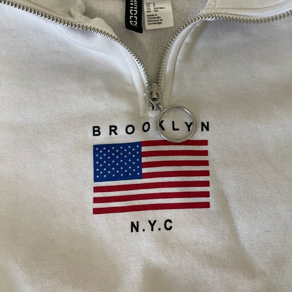 USA White Crop Hoodie - Picture 2 of 4